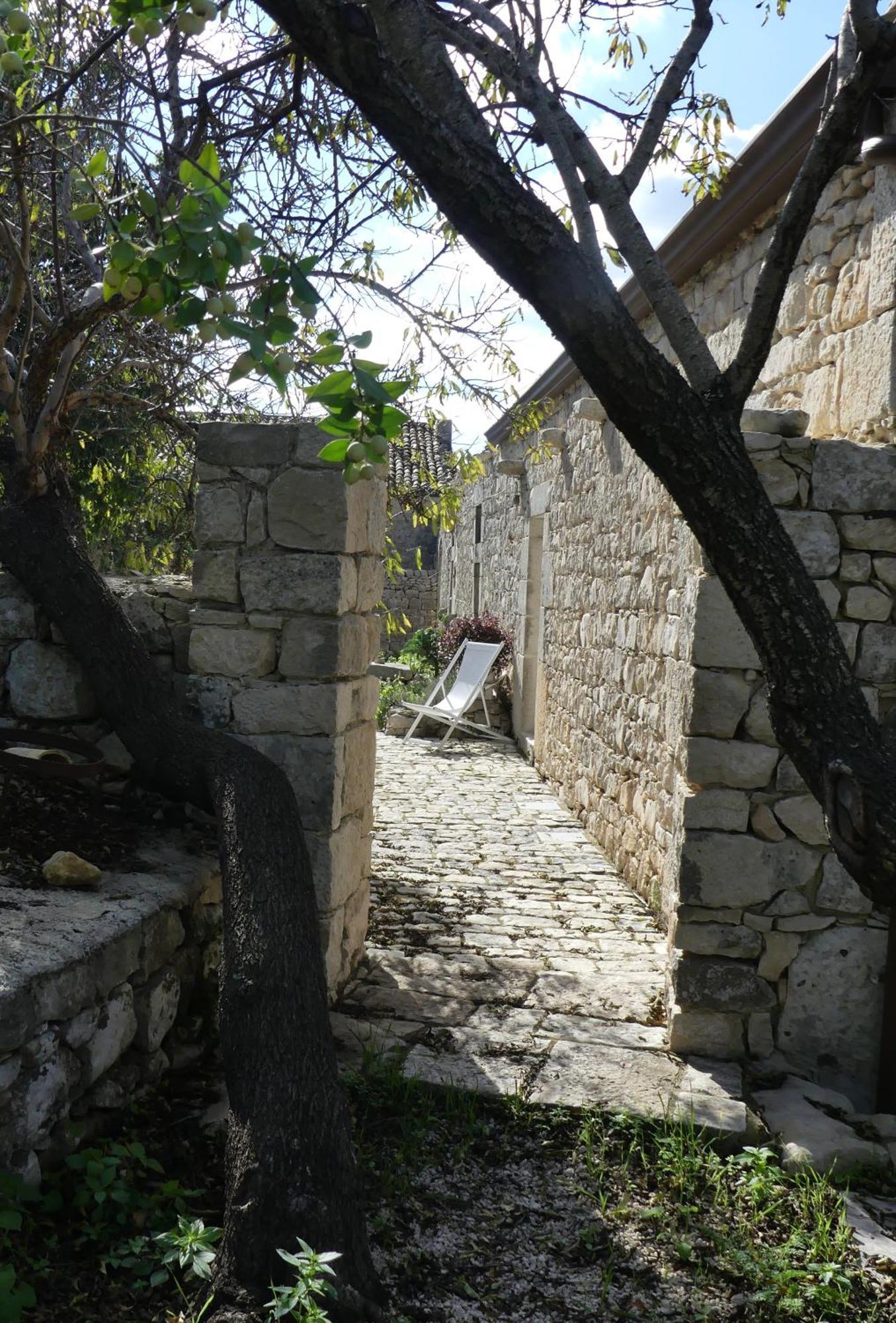 Agriturismo Fondo Paliemmu Модика Экстерьер фото