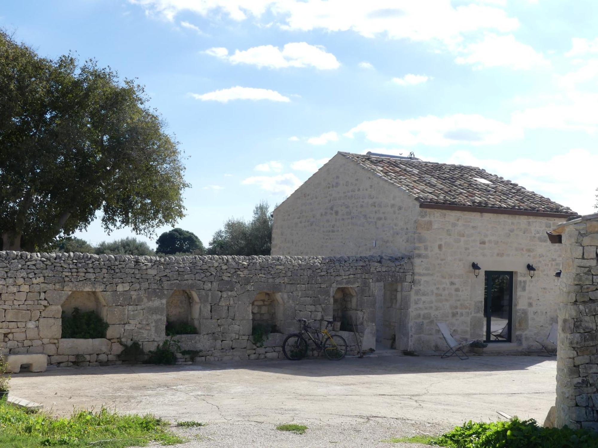 Agriturismo Fondo Paliemmu Модика Экстерьер фото